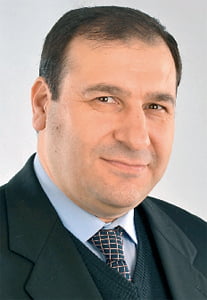 Dr.Orhan Karaca